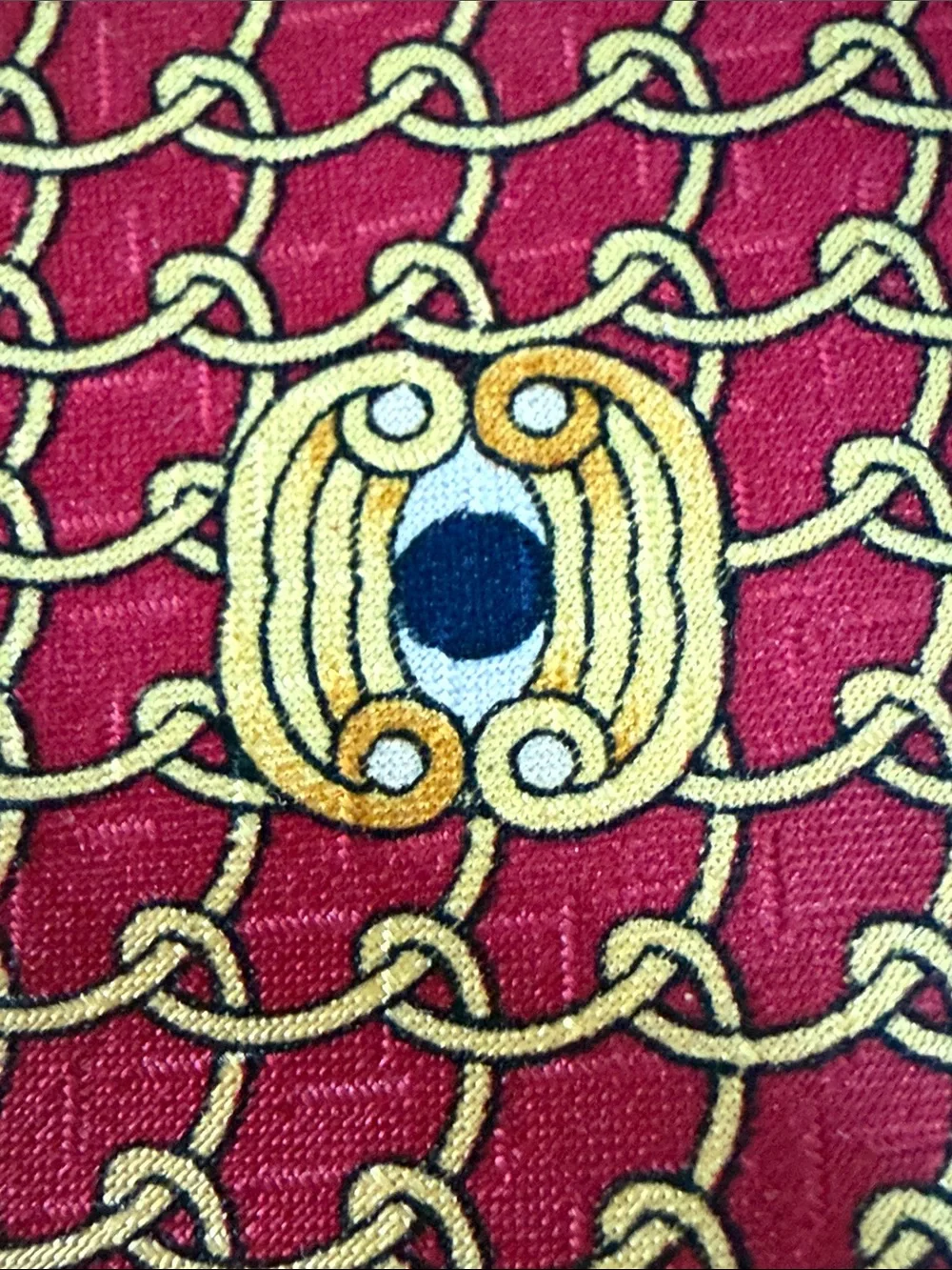 CHEF Elegant Red Chain-Pattern Men's Neck Tie with Gold Motifs Hand Made Silk